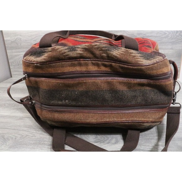 RARE PENDLETON Southwestern Aztec Blanket Wool Duffle Weekender Bag Wheels - Picture 9 of 16